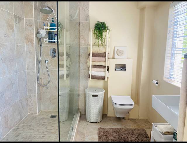 3 BEDROOM DUPLEX FOR SALE IN NEWSEL BEACH